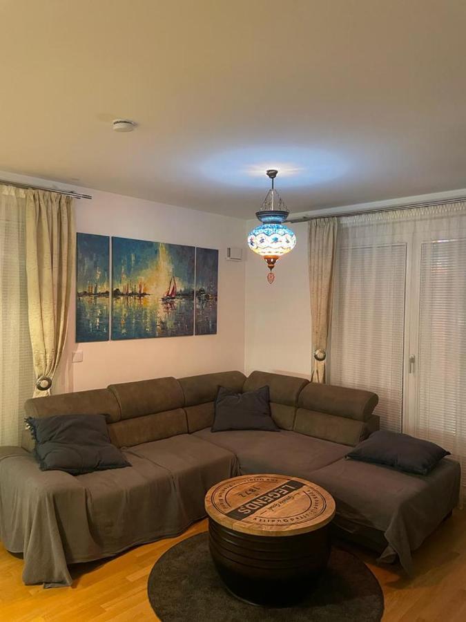 Lovely 3 Rooms Apartment Viena Экстерьер фото